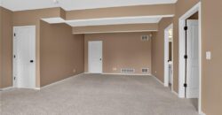 10141 N Lane Drive, Kansas City, MO 64157