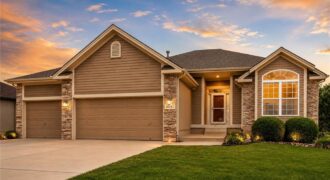 10141 N Lane Drive, Kansas City, MO 64157
