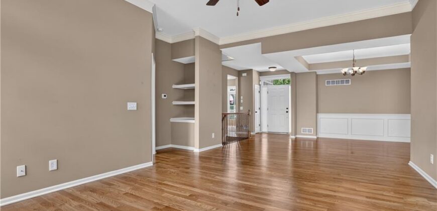 10141 N Lane Drive, Kansas City, MO 64157