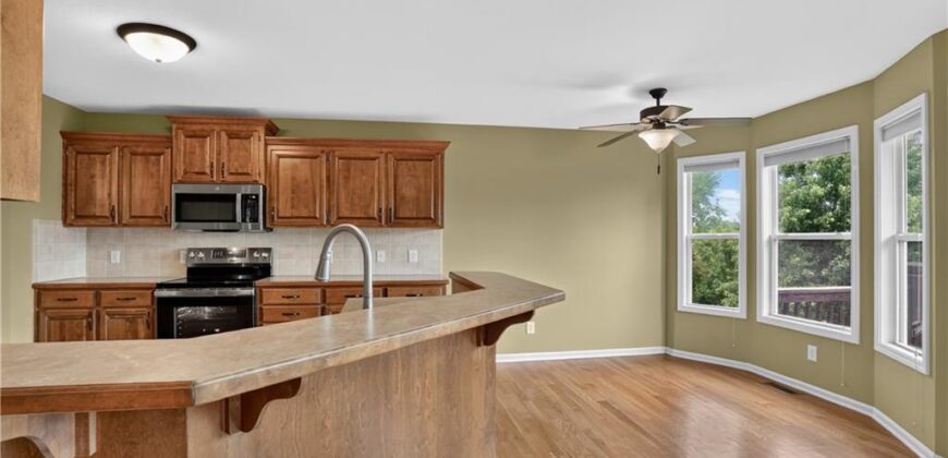10141 N Lane Drive, Kansas City, MO 64157