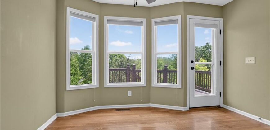 10141 N Lane Drive, Kansas City, MO 64157