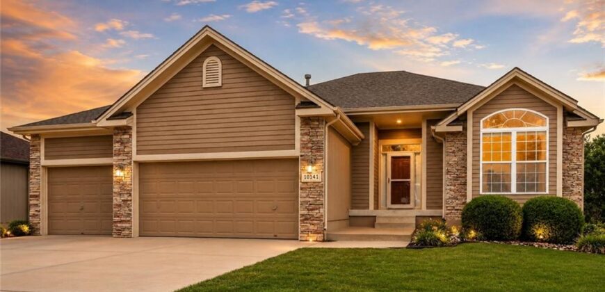 10141 N Lane Drive, Kansas City, MO 64157