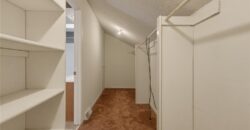 10425 N Campbell Court, Kansas City, MO 64155