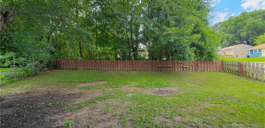 4512 N Tracy Avenue, Kansas City, MO 64116