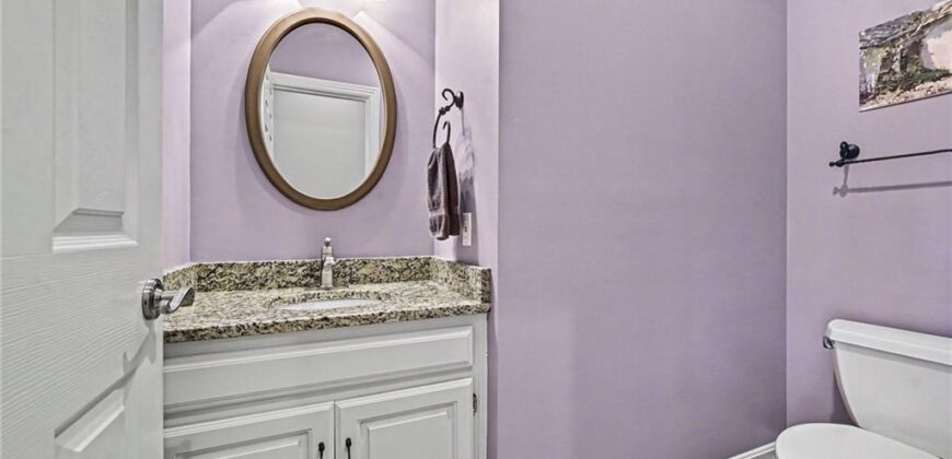 8033 Clearwater Drive, Parkville, MO 64152
