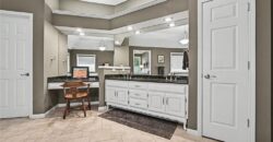 8033 Clearwater Drive, Parkville, MO 64152