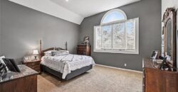 8033 Clearwater Drive, Parkville, MO 64152