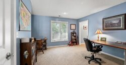 8033 Clearwater Drive, Parkville, MO 64152