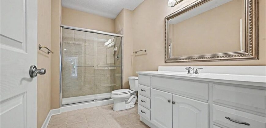8033 Clearwater Drive, Parkville, MO 64152
