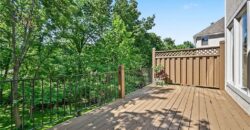 8033 Clearwater Drive, Parkville, MO 64152