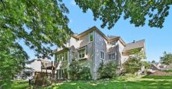 8033 Clearwater Drive, Parkville, MO 64152