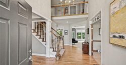 8033 Clearwater Drive, Parkville, MO 64152