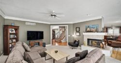 8033 Clearwater Drive, Parkville, MO 64152
