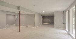 920 NE 102nd Street, Kansas City, MO 64155