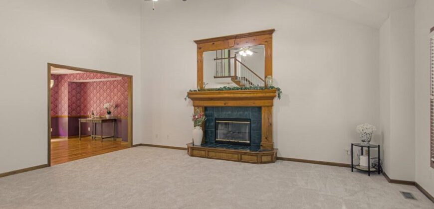 920 NE 102nd Street, Kansas City, MO 64155