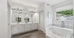 5316 NW Bluff Drive, Parkville, MO 64152