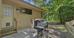 5316 NW Bluff Drive, Parkville, MO 64152