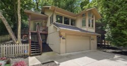 5316 NW Bluff Drive, Parkville, MO 64152