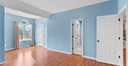 9020 N Oxford Avenue, Kansas City, MO 64157