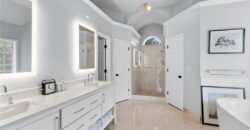 9020 N Oxford Avenue, Kansas City, MO 64157