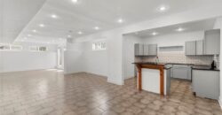 9020 N Oxford Avenue, Kansas City, MO 64157