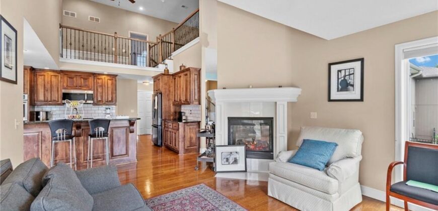 9020 N Oxford Avenue, Kansas City, MO 64157