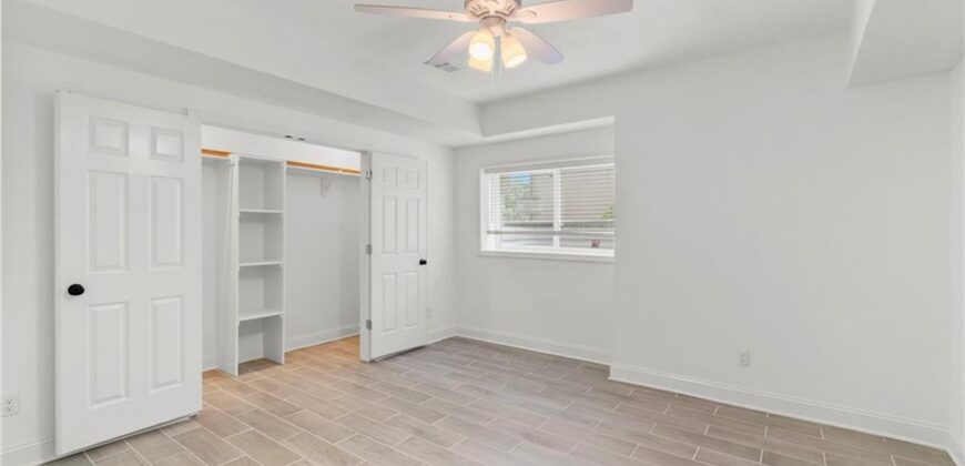 9020 N Oxford Avenue, Kansas City, MO 64157
