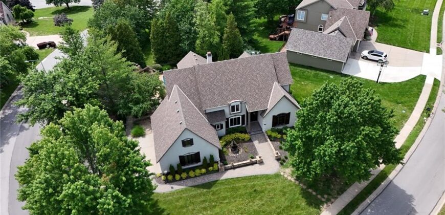 5502 Spinnaker Pointe N/A, Parkville, MO 64152