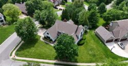 5502 Spinnaker Pointe N/A, Parkville, MO 64152