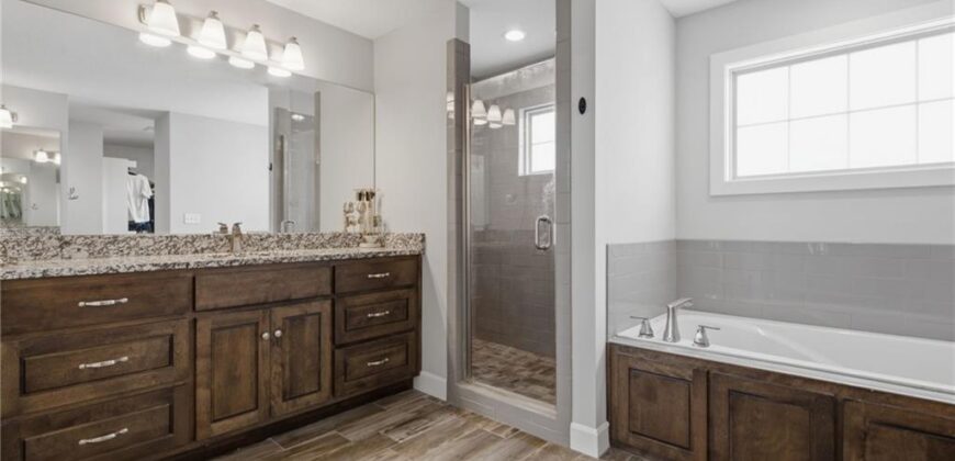 8612 N Farley Avenue, Kansas City, MO 64157