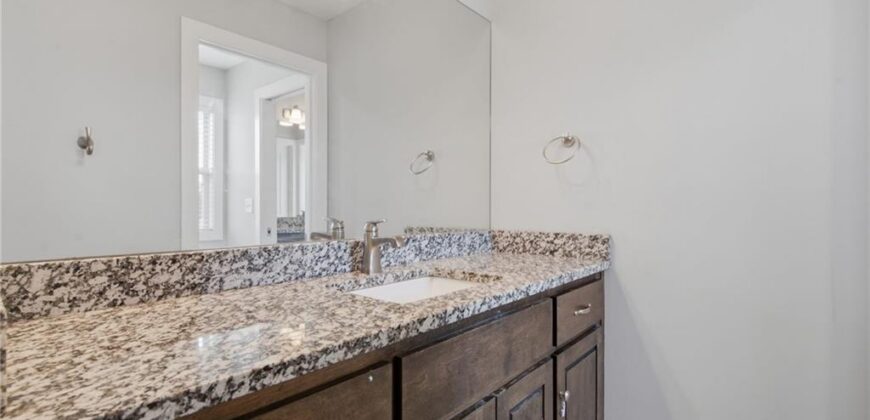 8612 N Farley Avenue, Kansas City, MO 64157