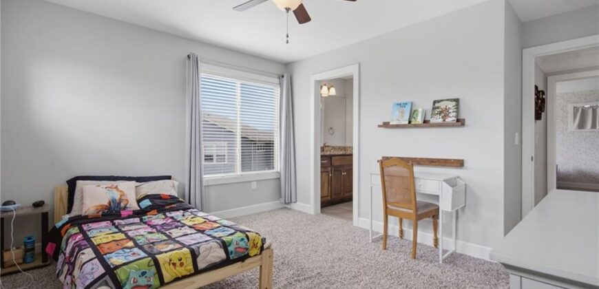 8612 N Farley Avenue, Kansas City, MO 64157