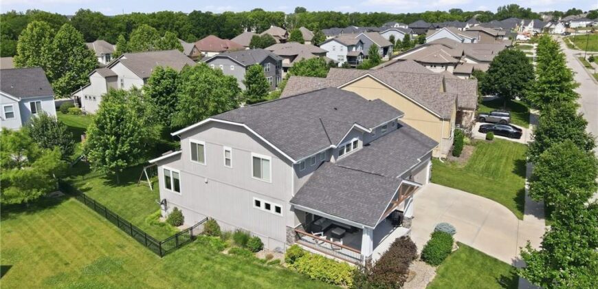 8612 N Farley Avenue, Kansas City, MO 64157