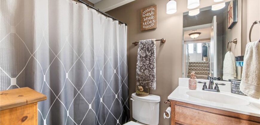 19204 Corbyn Lane, Smithville, MO 64089