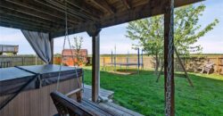 19204 Corbyn Lane, Smithville, MO 64089