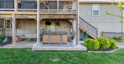 19204 Corbyn Lane, Smithville, MO 64089