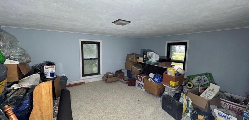 16985 SMITH Road, Smithville, MO 64089