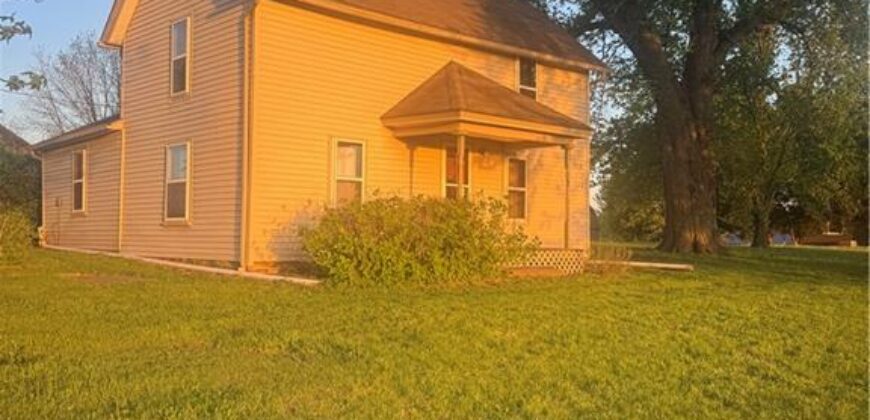 16985 SMITH Road, Smithville, MO 64089