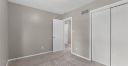 5924 NW Creekview Drive, Parkville, MO 64152