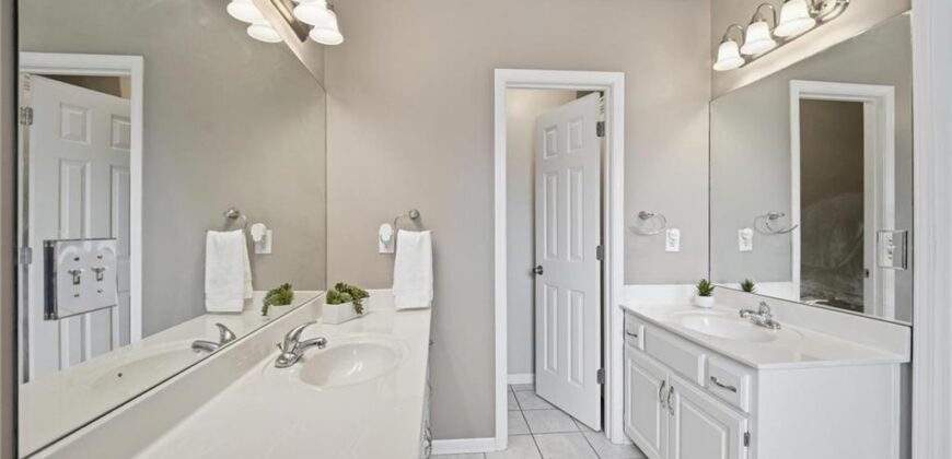 10926 N Holly Street, Kansas City, MO 64155