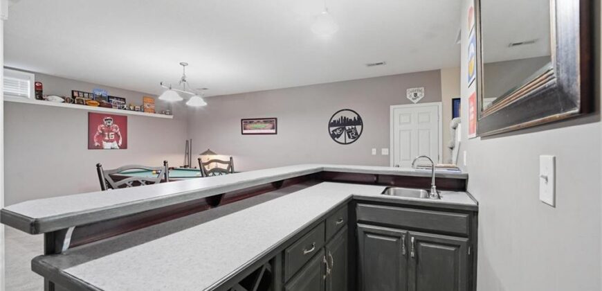 10926 N Holly Street, Kansas City, MO 64155