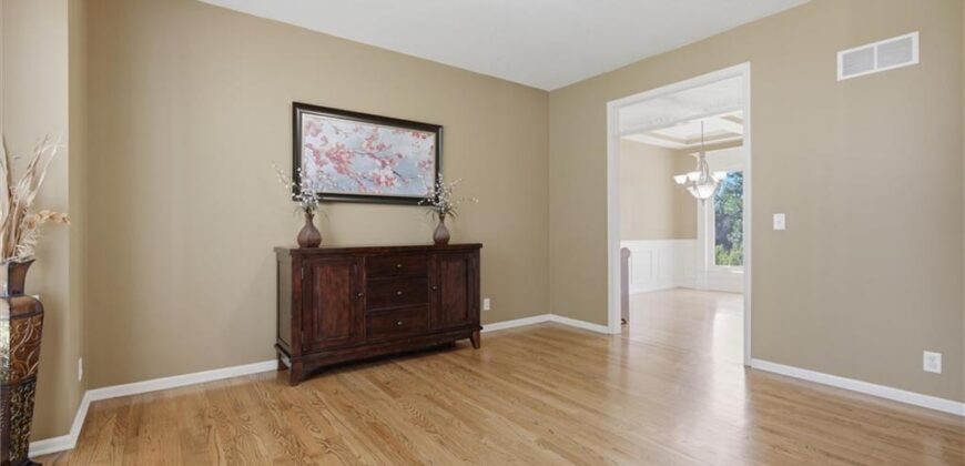 5627 NW 81st Terrace, Kansas City, MO 64151
