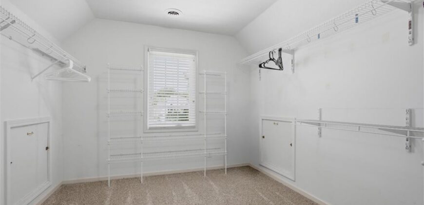 5627 NW 81st Terrace, Kansas City, MO 64151