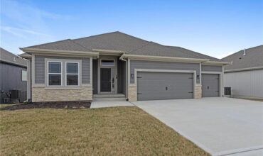 11146 N Bristol Avenue, Kansas City, MO 64156