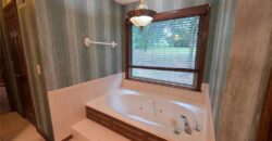 109 NW 44th Street, Kansas City, MO 64116