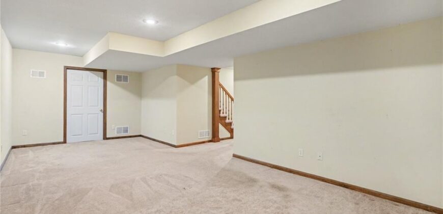 109 NW 44th Street, Kansas City, MO 64116
