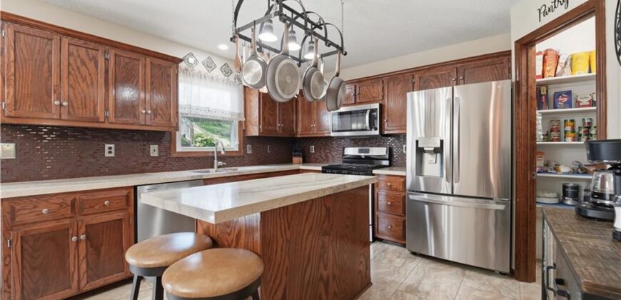 1404 Fox Run Trail, Platte City, MO 64079