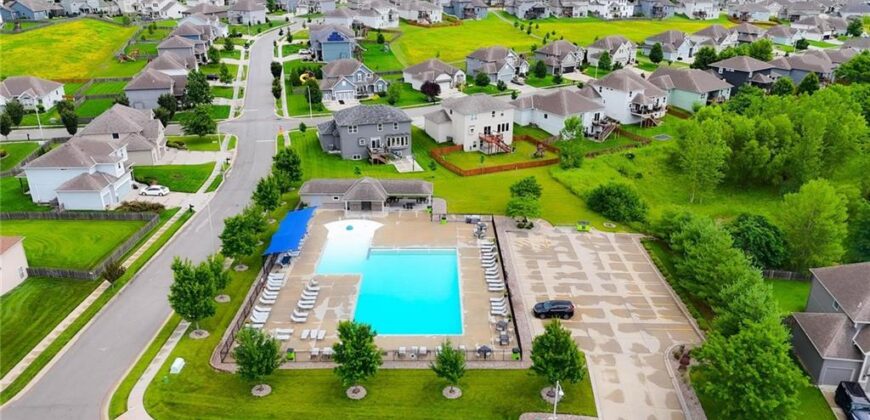 9402 N Bradford Avenue, Kansas City, MO 64154