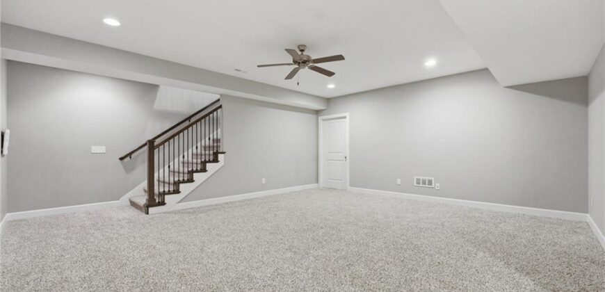 9402 N Bradford Avenue, Kansas City, MO 64154