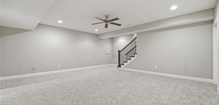 9402 N Bradford Avenue, Kansas City, MO 64154